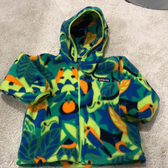 Patagonia Other - Adorable Patagonia fleece hoodie jacket sz 12m